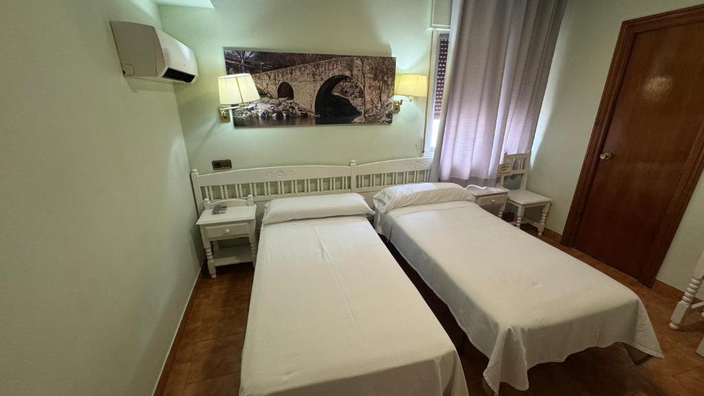 Hosteria Conchi - Tweepersoonskamer Met 2 Aparte Bedden