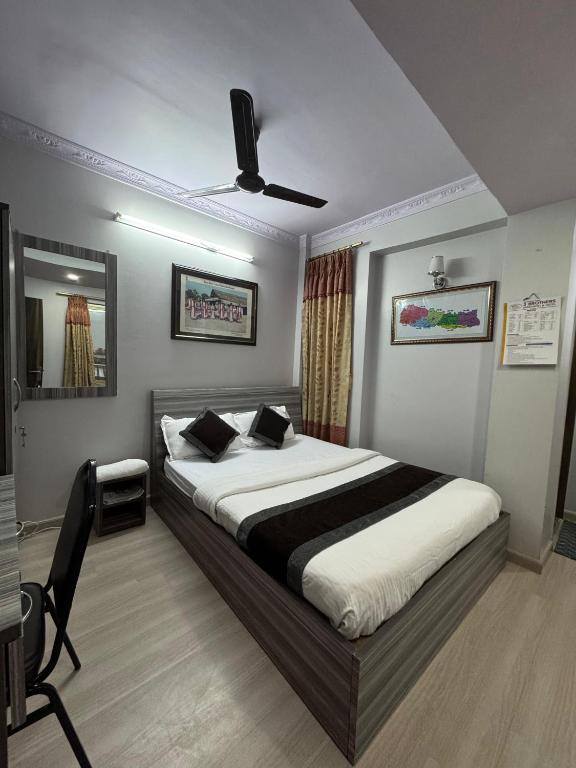 Three Brothers Apartment and Hotel - Chambre Double Économique