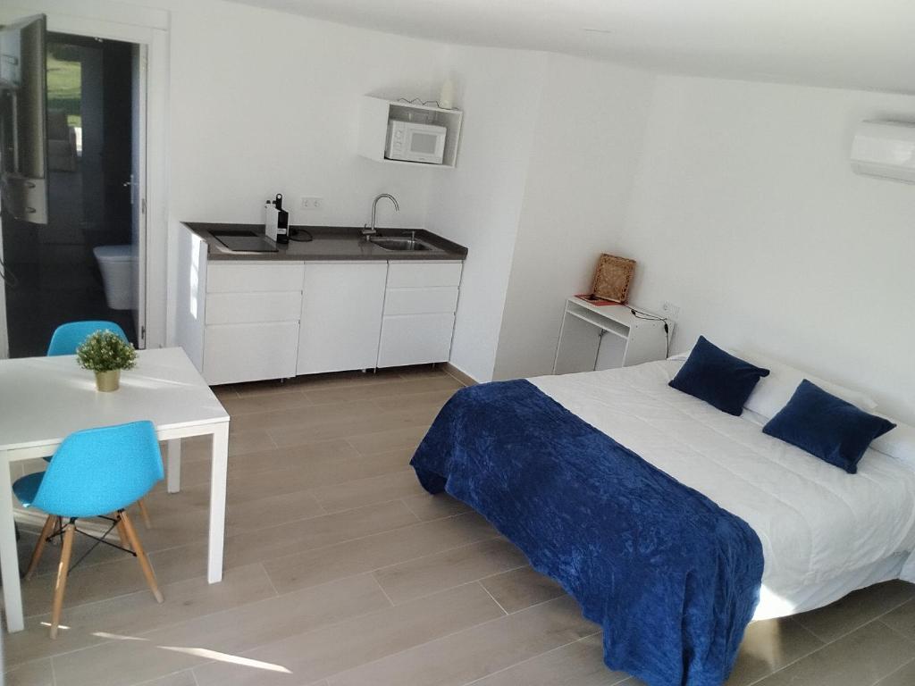 Apartamentos y Habitaciones KAI MARBELLA - Teraslı Stüdyo