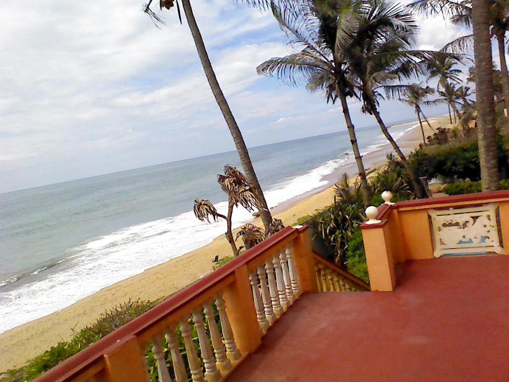 Villa Sea Breeze - Villa - Beach Front