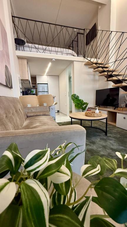 Trinity Loft - near Metro - Self Check-in - Fast Wi-Fi