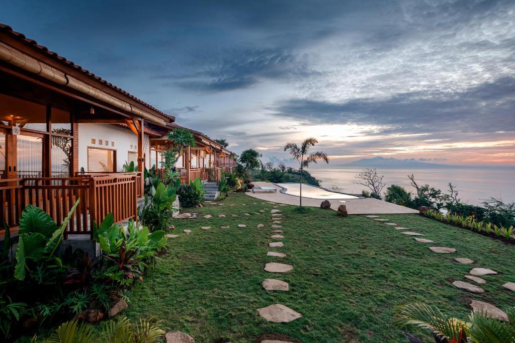 Seraya Cove Estate by Manara در بالی