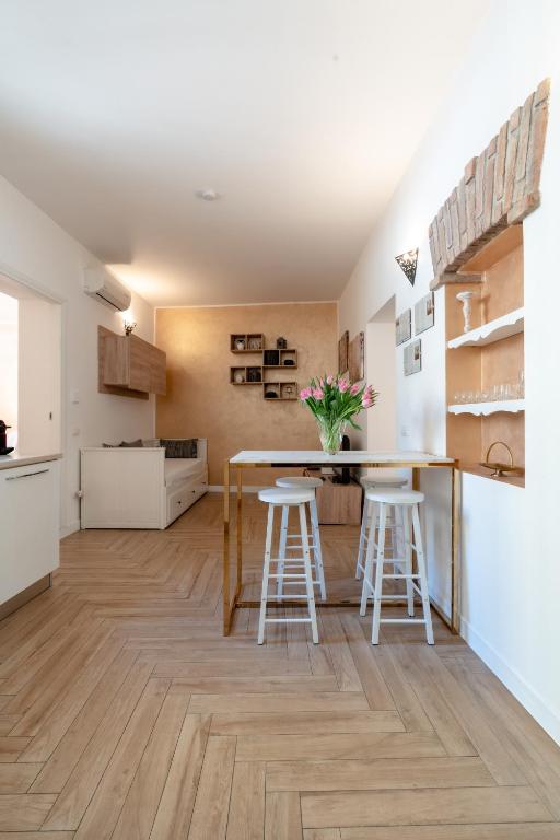 Gold Apartment - 
