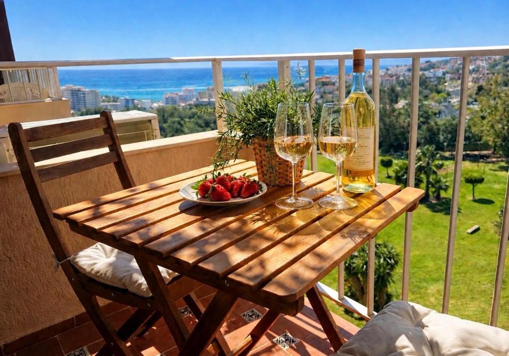 Benalmadena Minerva Sea and Mountain view apartment