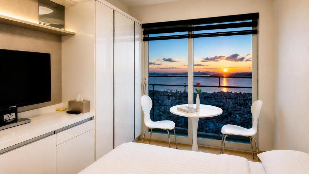 Shine Hotel Incheon Airport - Chambre Double De Luxe Avec Balcon Et Vue Sur Mer