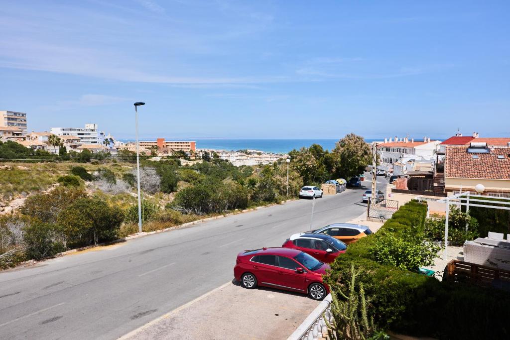 081 Design Style- Alicante Holiday