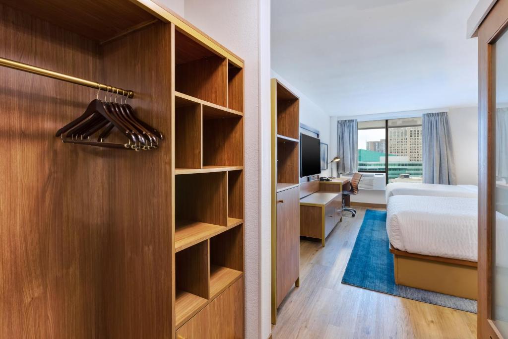 Hotel Indigo Detroit Downtown by IHG photo