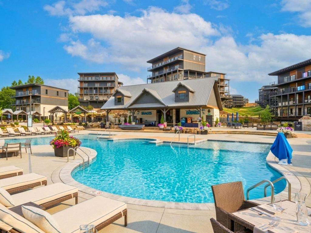 an image of a swimming pool at a resort at Smith Creek Resort - Exclusive Waterpark Included in Sevierville