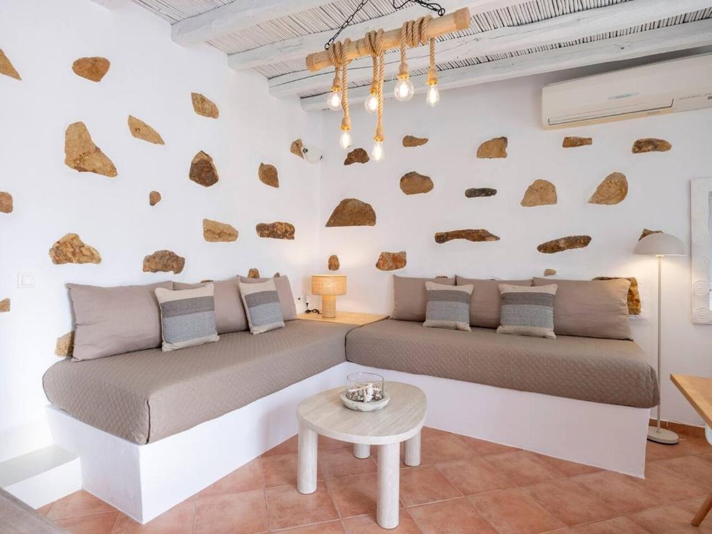 NS - Stylish Apartment Heart of Naoussa