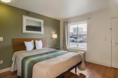 Birch Hill Suites Extended Stay Lake Charles - Sulphur - Housity
