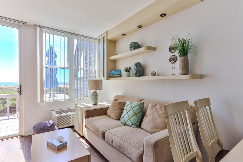 The Surf Club Resort - 