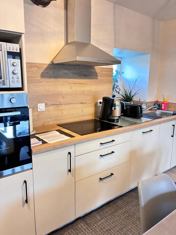 Petite maison de charme et paisible 4 apersonnes 56140 caro - Maison 2 Chambres