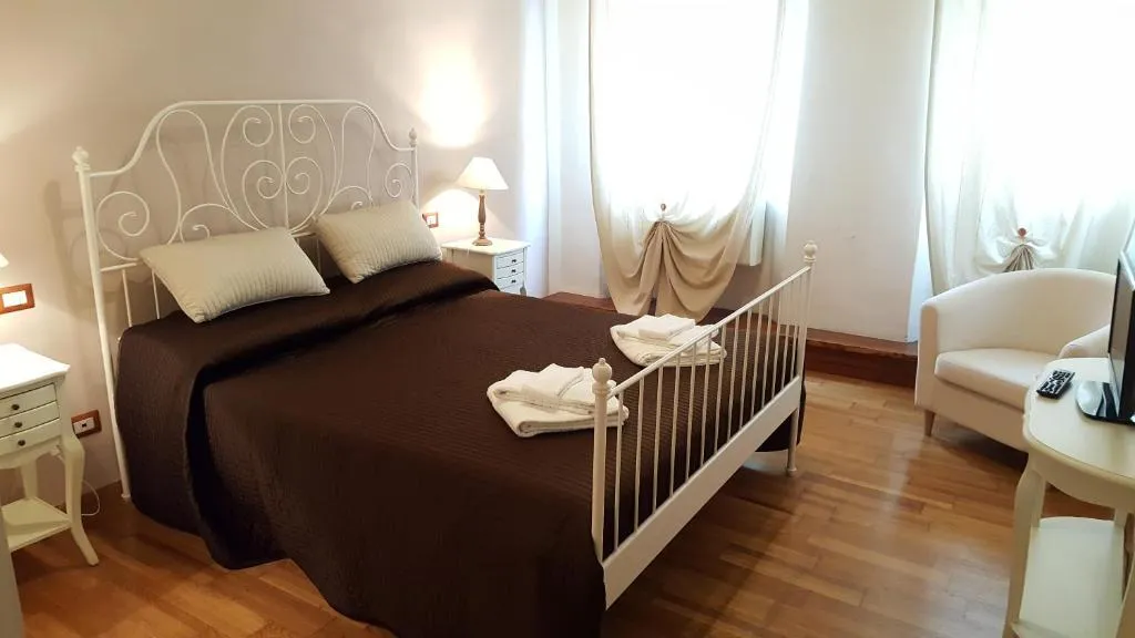 Maison Sara, Florența, Italia