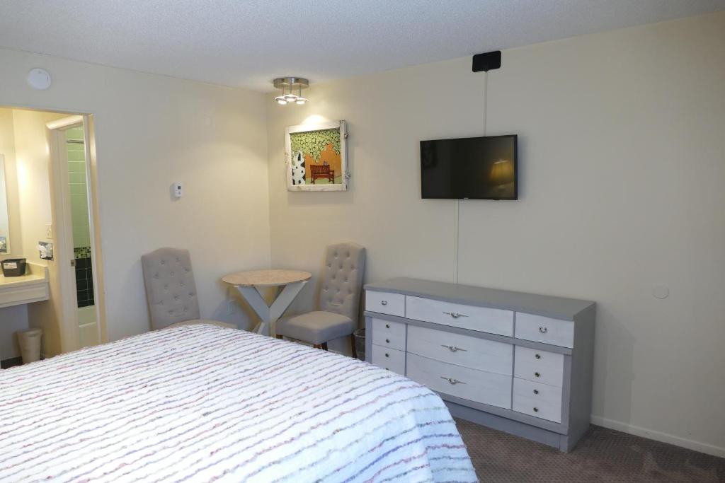 Red Wing Motel photo
