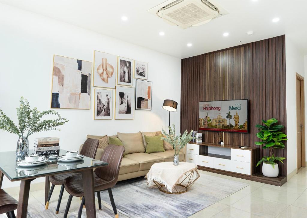 Merci Vinhomes Imperia Hai Phong - Familienzimmer Mit Balkon