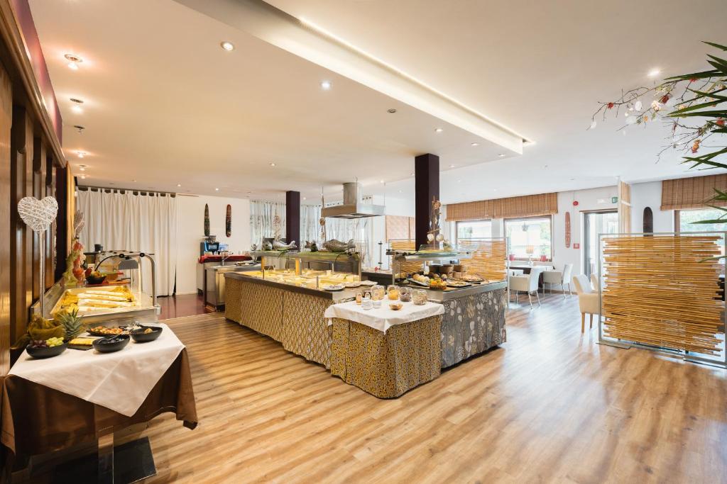 Residence Gold Rain