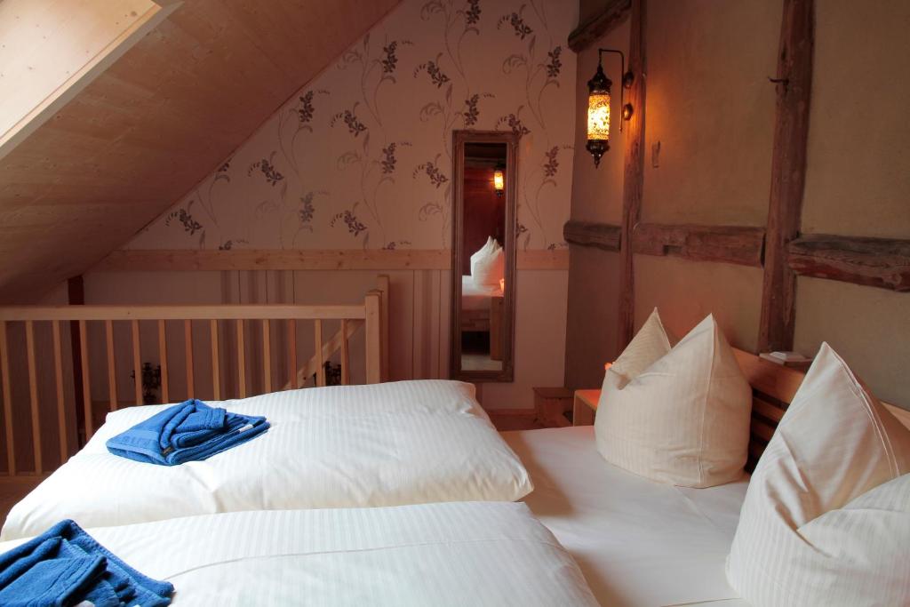 Kristallhaus anno 1438 - 9