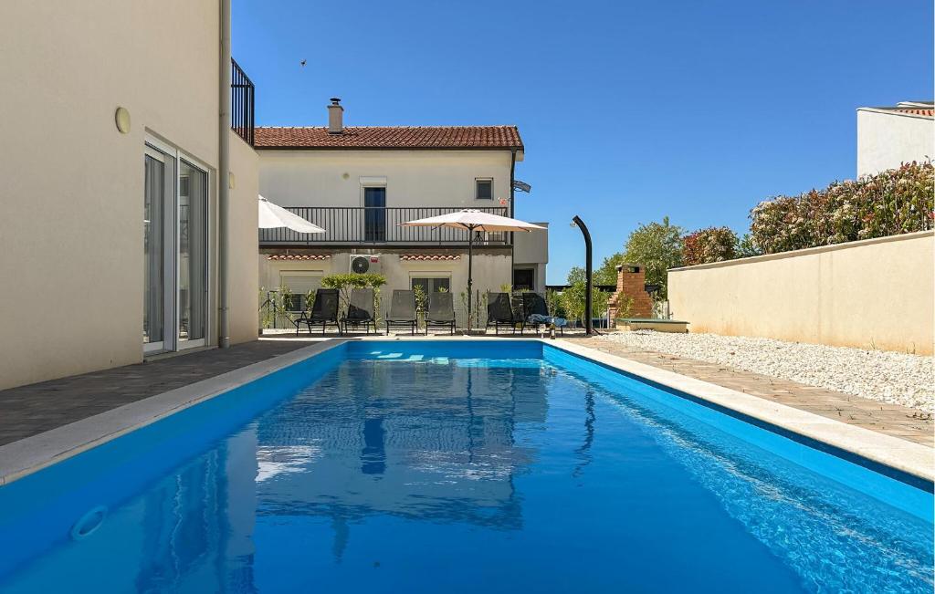 Stunning Home In Stancija Vergotini