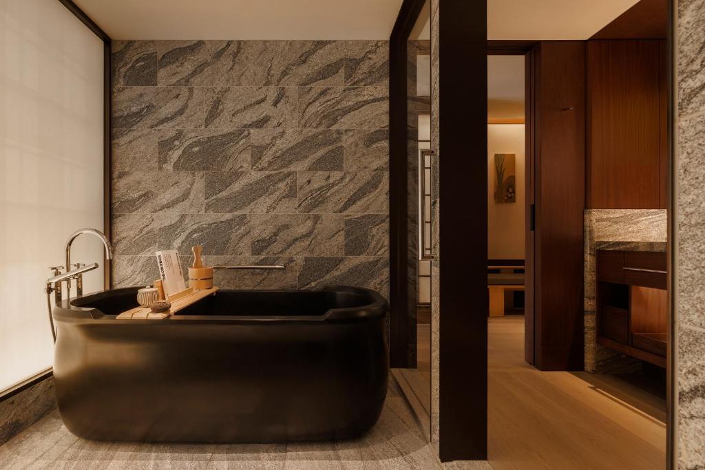 Capella Kyoto photo 3