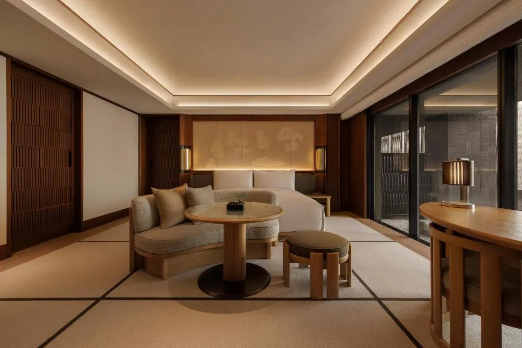 Onsen Suite