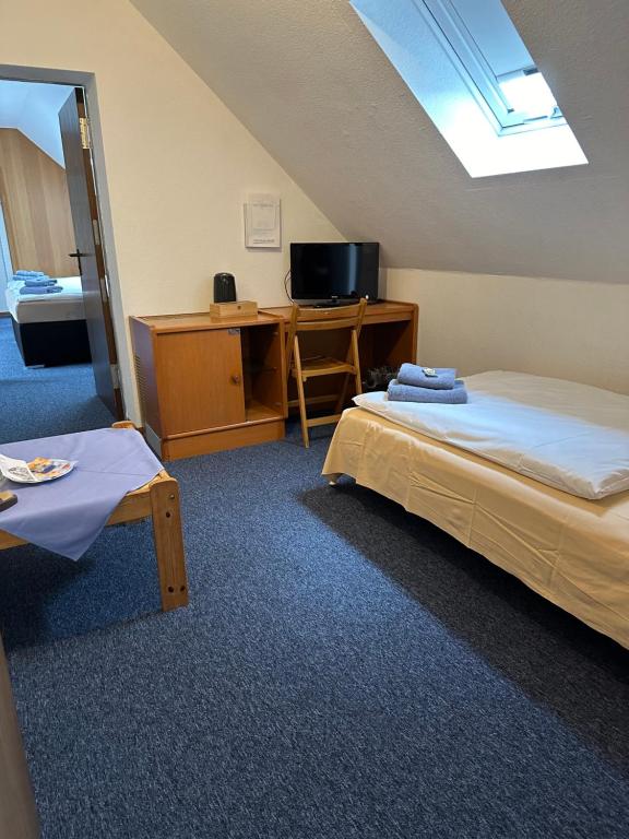 Hotel Kelkheimer Hof - Habitación Triple