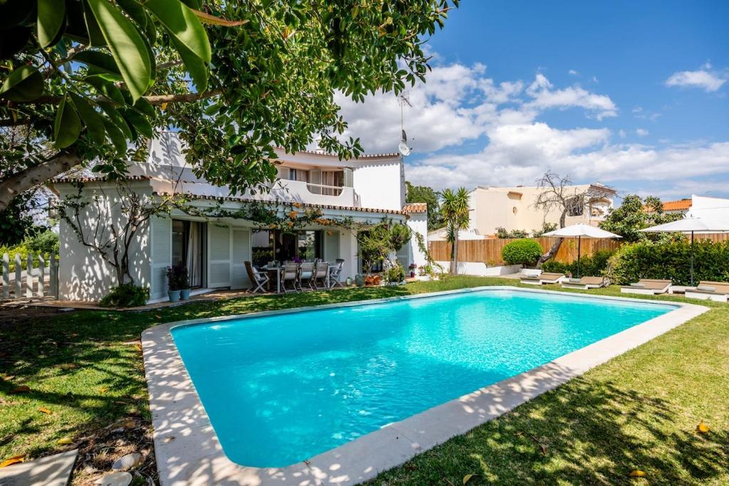 Villa Bougainvilea
