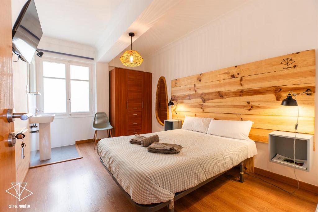 AtuaireHome Hostal en el centro de Burgos - Tweepersoonskamer Met Gedeelde Badkamer