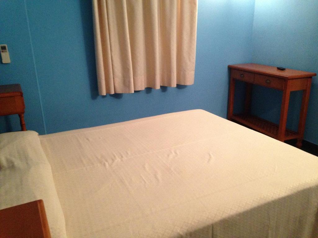 Hostal Aranda - Habitación Doble Con Balcón - Primer Piso