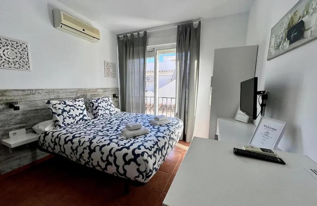 1B - Sea-View Studio, 40 m from La Carihuela Beach - AC
