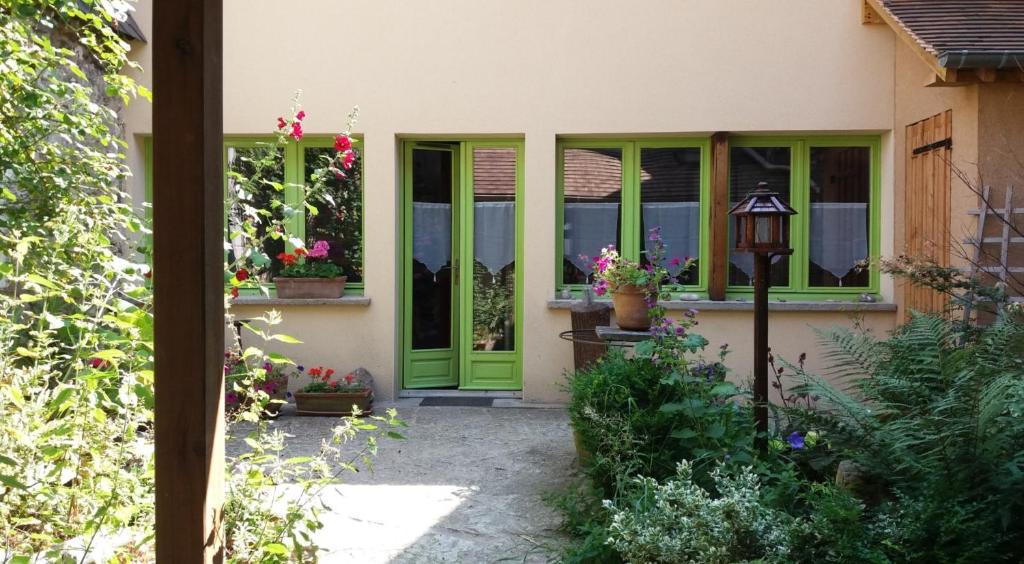 En have udenfor La Maisonnette