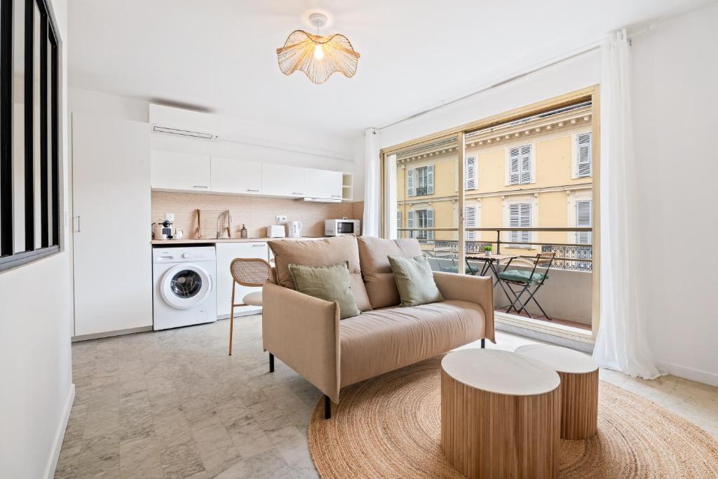 Nice Renting - 2PHILIBERT - Bohemian Terrace Port & Green Promenade