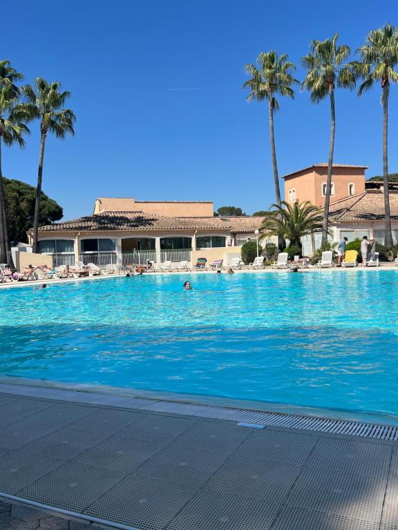 Domaine de Valescure Saint-Raphaël Piscine Clim