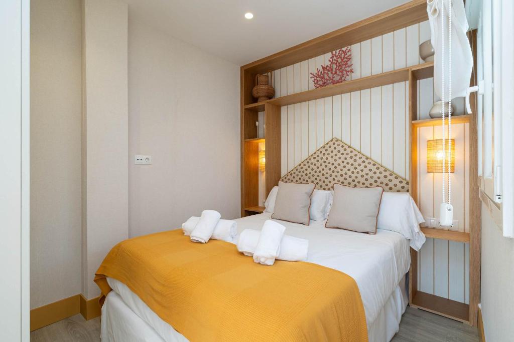 Modern Studio with balcony 700 meters to Beach