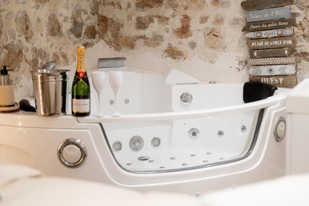 Mediterranean Yachting Suite - Jacuzzi - Suquet Cannes