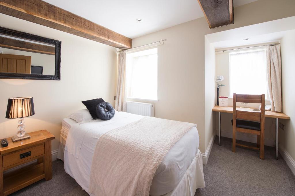 Newtown House Hotel - Twin Room