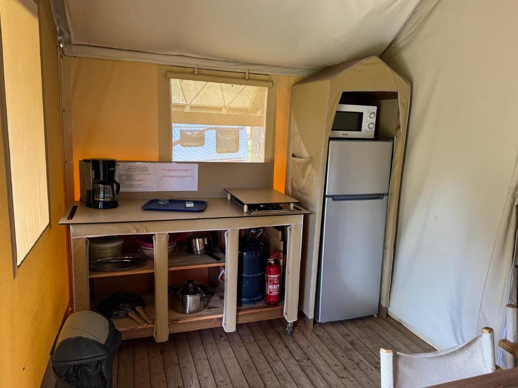 Camping Bois et Toilés - Tent