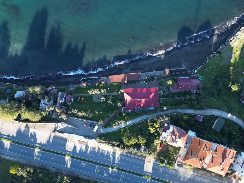 an overhead view of a city with a bridge and a road at Pasha Tatil Köyü in Akcaabat