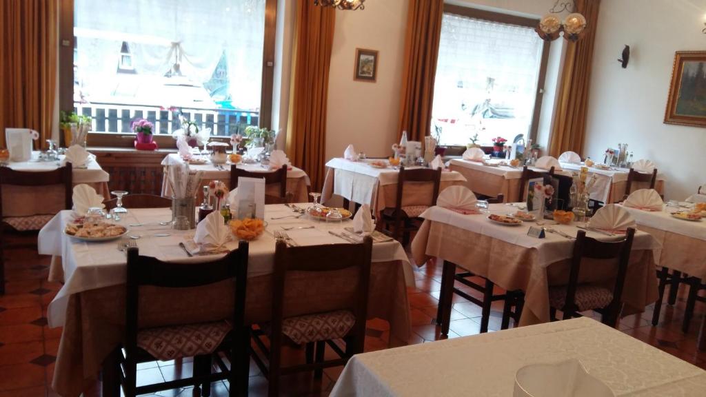 Restaurace v ubytování Hotel Nevada