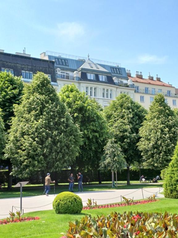 Belvedere Parkside