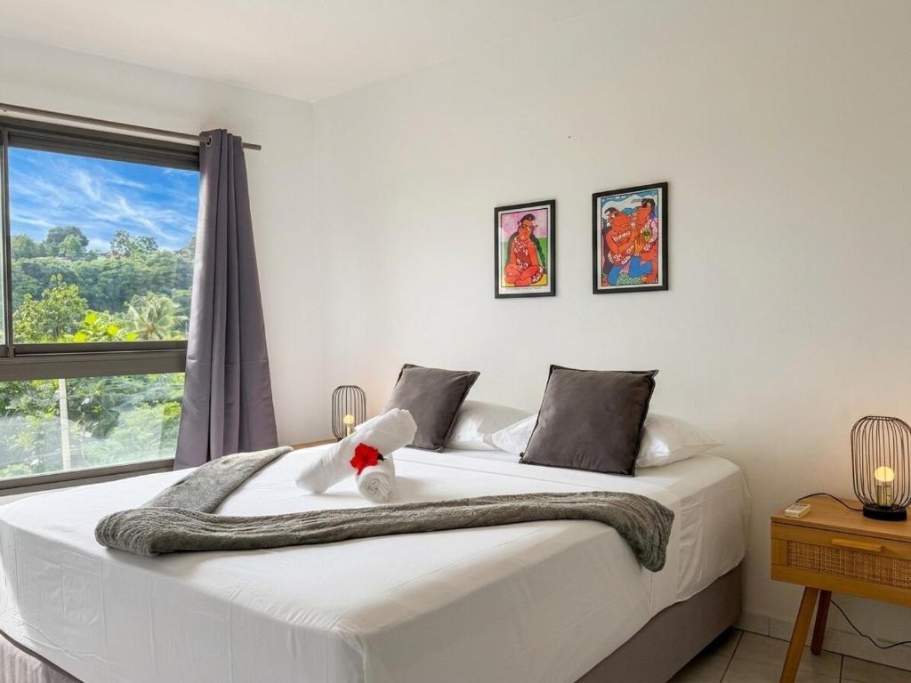 1 Bedroom Downtown Apartment, Private Parking, Wi-Fi - photo 8 - Tahiti, Polynésie