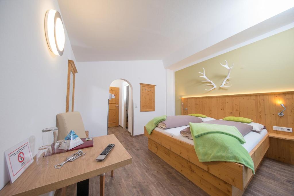 Gallery image of Hotel Garni Landhaus Gitti in Zell am See