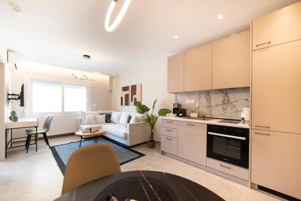 LUMEN Boutique Luxury Suites Delfon