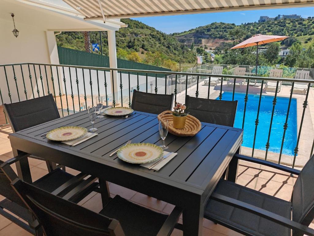 Casa Caliços com Piscina e Vista Cidade