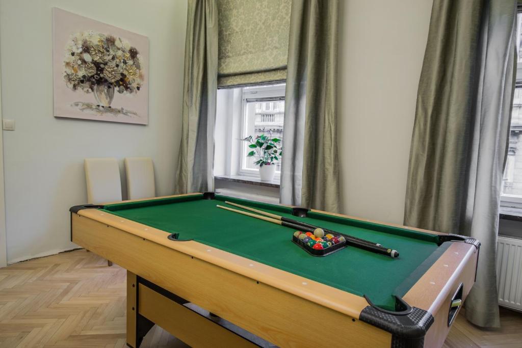 Fotografie z fotogalerie ubytování Ruterra Apt with Sauna and Billiards v Praze