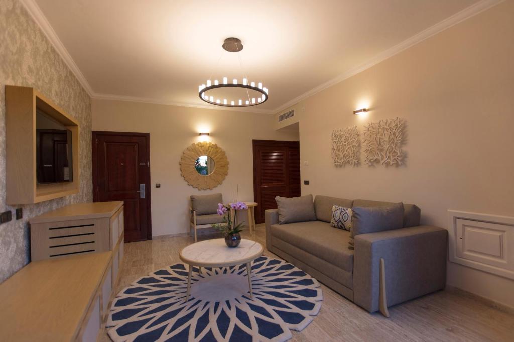 Grand Palladium Select White Sand Resort & Spa - All Inclusive - Suite Garden View