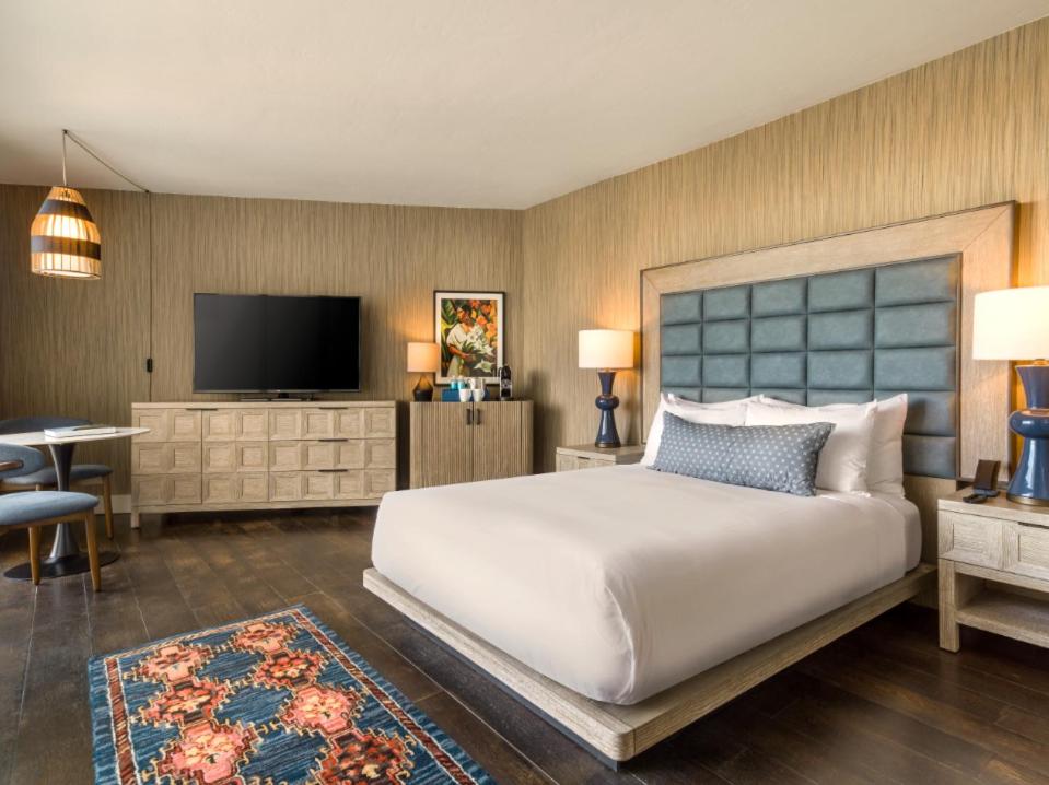 Hotel Maya - a DoubleTree by Hilton Hotel - 