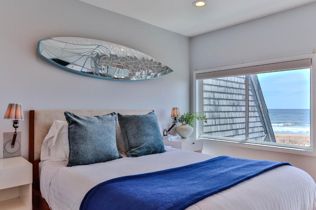 The Surf Club Resort - 