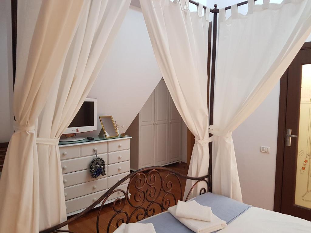 Bucharest Boutique Accommodation by Hotels - Resim 19