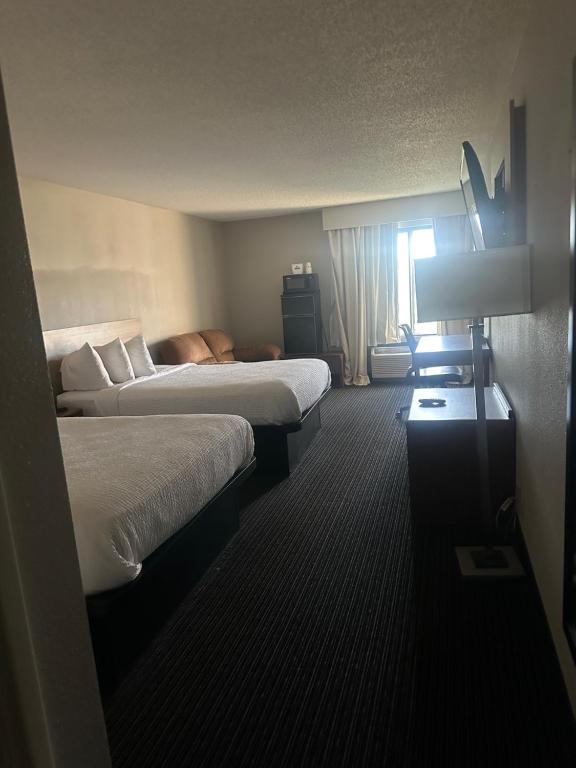 Days Inn by Wyndham Fargo - West Acres photo