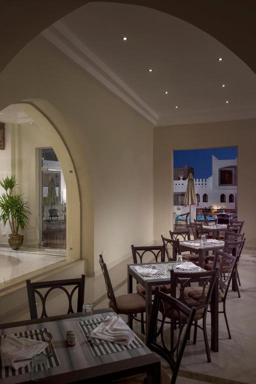 Restaurace v ubytování Mazar Resort & Spa By Kemet